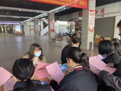 澄海服裝批發(fā)市場(chǎng)跨界創(chuàng)新 糧食管理服務(wù)活動(dòng)贏得滿堂彩