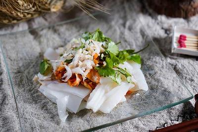 涼皮加盟店在加盟主要多少錢?一線城市加盟需要準(zhǔn)備10.8萬元