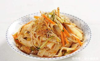 涼皮 不用洗面不用揉面,做法簡(jiǎn)單,口感勁道,和外面賣的一樣